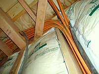 まるでメトロポリスかアキラ